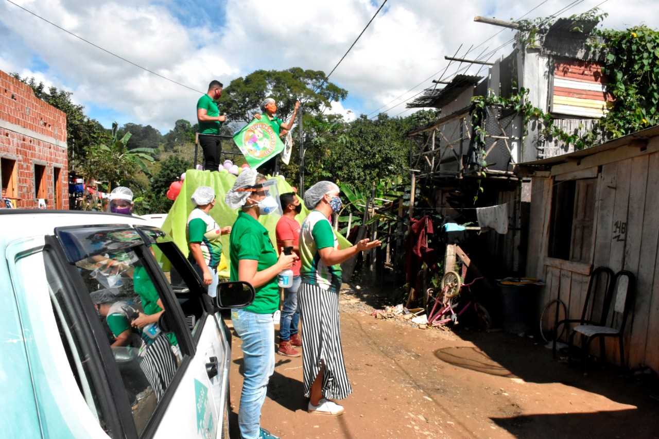 Camacã: Idosos do Clube da Melhor Idade são surpreendidos com homenagem da Secretaria de Assistência Social.